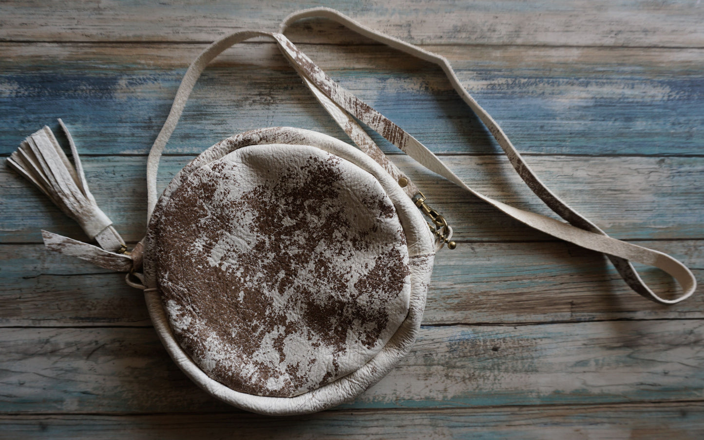 Speckled Leather Hide Round Cross body Purse, Raw Hide Leather Crossbody Bag, Round Tan Cross body Bag