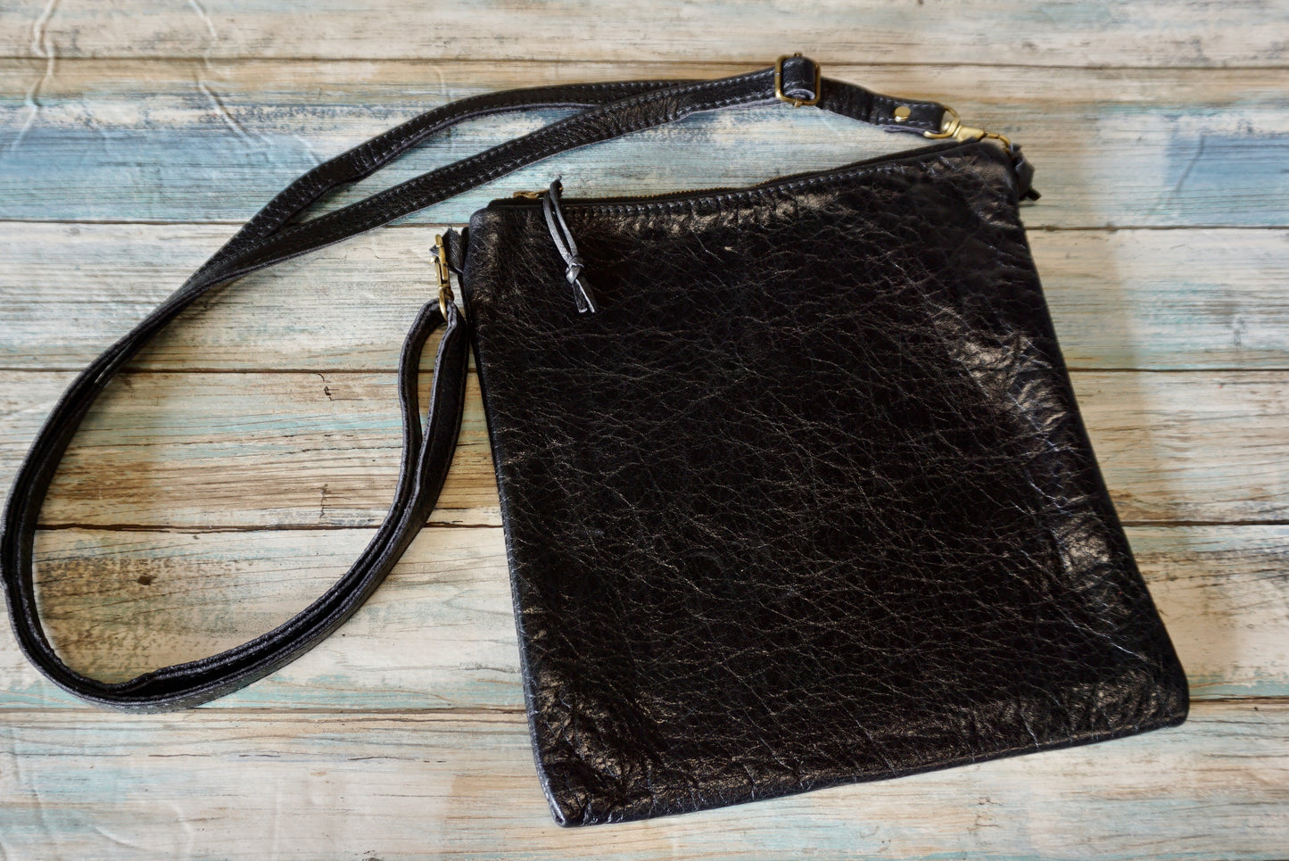 Soft Designer Leather Cross body Purse ~ Everyday Bag ~ Zippered pouch