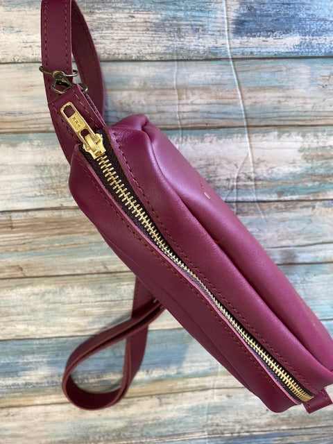 Genuine Leather Zippered Crossbody or Fanny Pack, Leather Camera Bag, Leather Bum Bag, Festival Bag