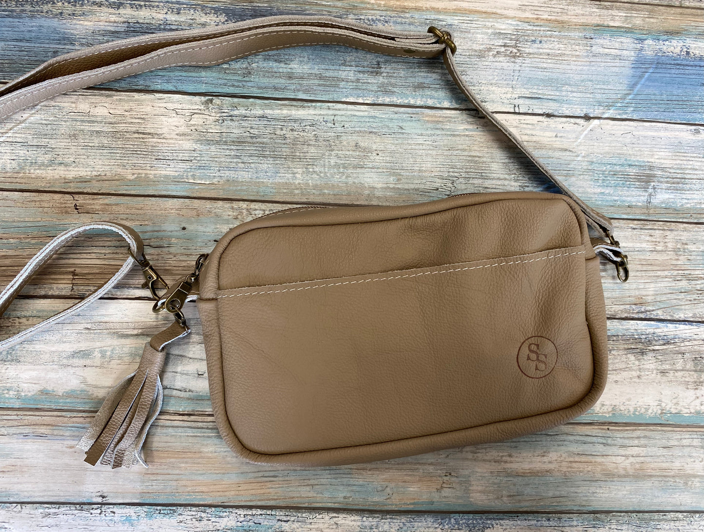Genuine Leather Zippered Crossbody or Fanny Pack, Leather Camera Bag, Leather Bum Bag, Festival Bag